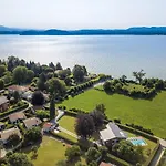 Vila Aurora Lesa