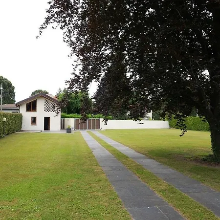 Aurora Villa
